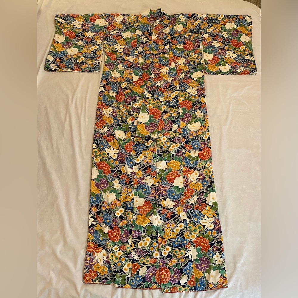 Vintage Authentic Japanese Kimono Multi-Colored Floral Print with Undergarments